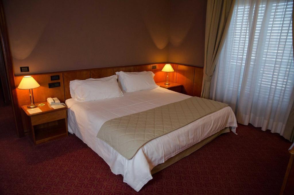 Air Palace Hotel Leinì Camera foto